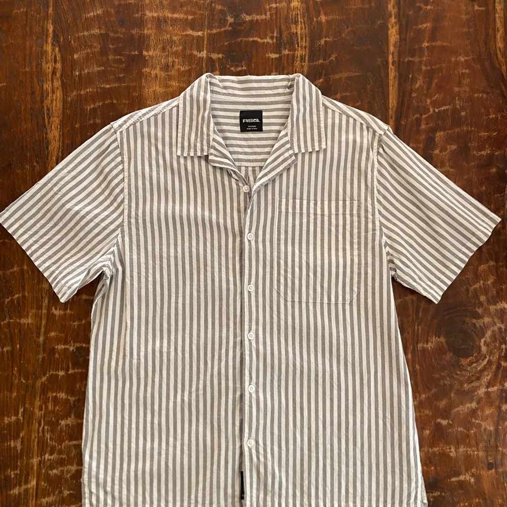 RSQ Men's Casual Gray and White Striped Shirt